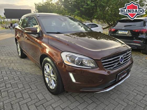 VOLVO XC60 2.0 T5 COMFORT FWD TURBO GASOLINA 4P AUTOMÁTICO
